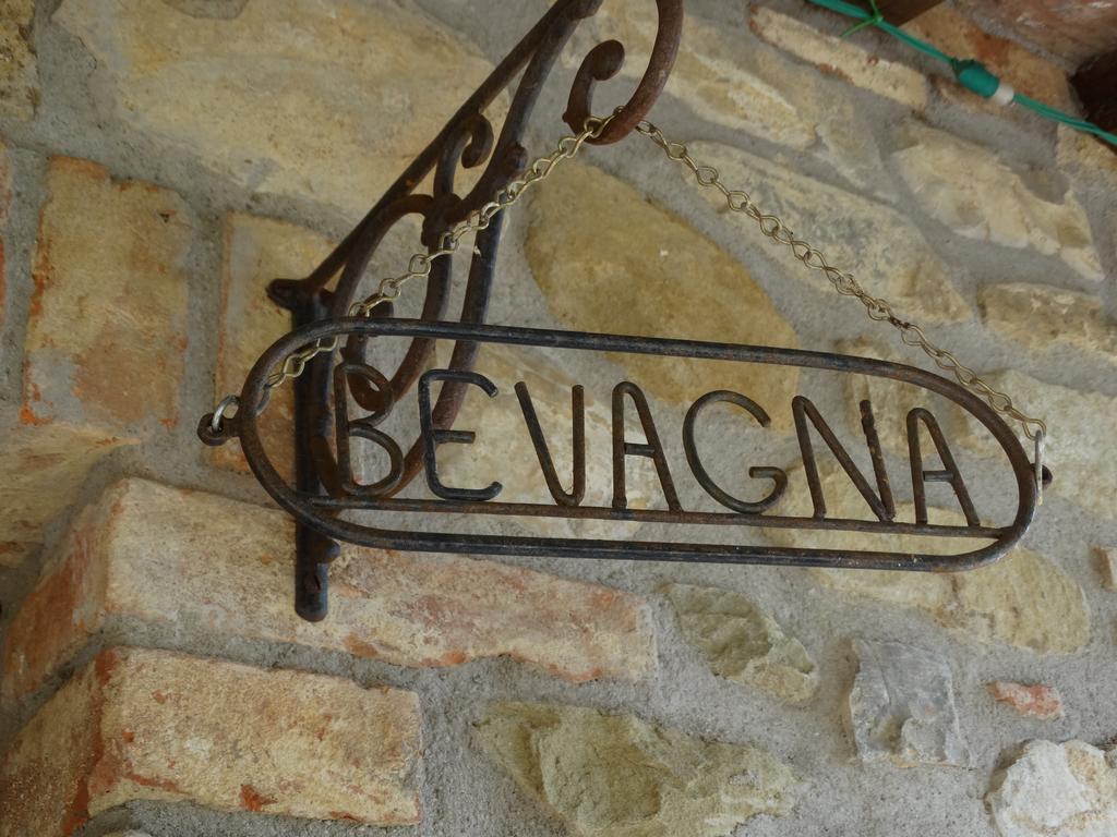 Casale Poggio Colpiccione Apartment Passignano sul Trasimeno Bagian luar foto