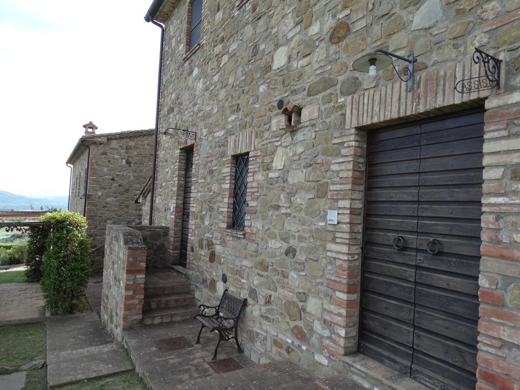 Casale Poggio Colpiccione Apartment Passignano sul Trasimeno Bagian luar foto