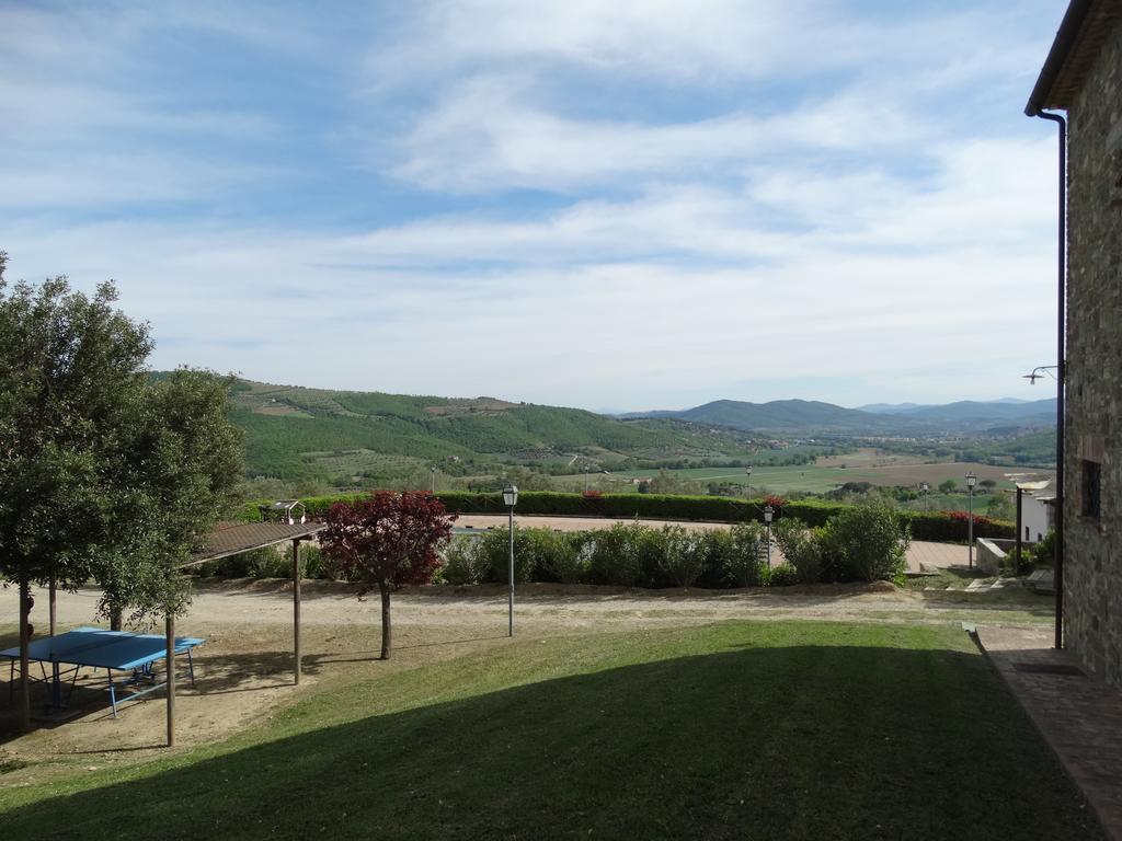 Casale Poggio Colpiccione Apartment Passignano sul Trasimeno Bagian luar foto