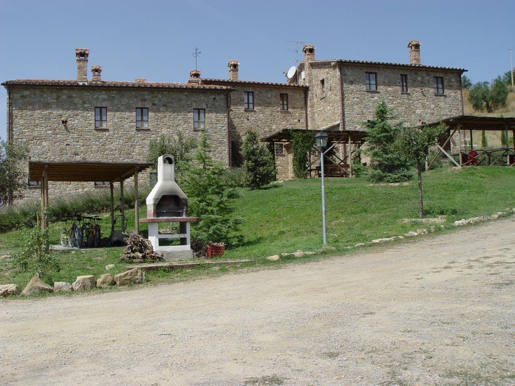 Casale Poggio Colpiccione Apartment Passignano sul Trasimeno Bagian luar foto