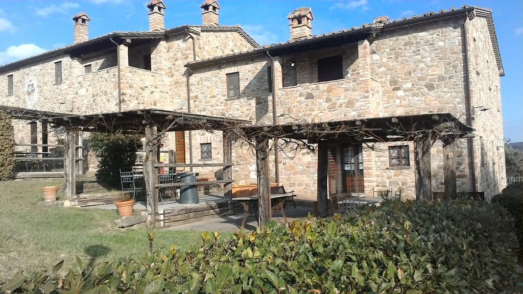 Casale Poggio Colpiccione Apartment Passignano sul Trasimeno Bagian luar foto